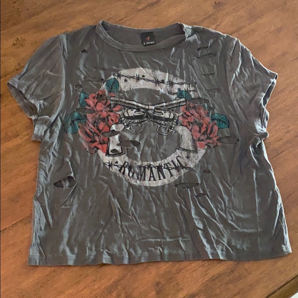 Rock band t-shirt w/distressed look